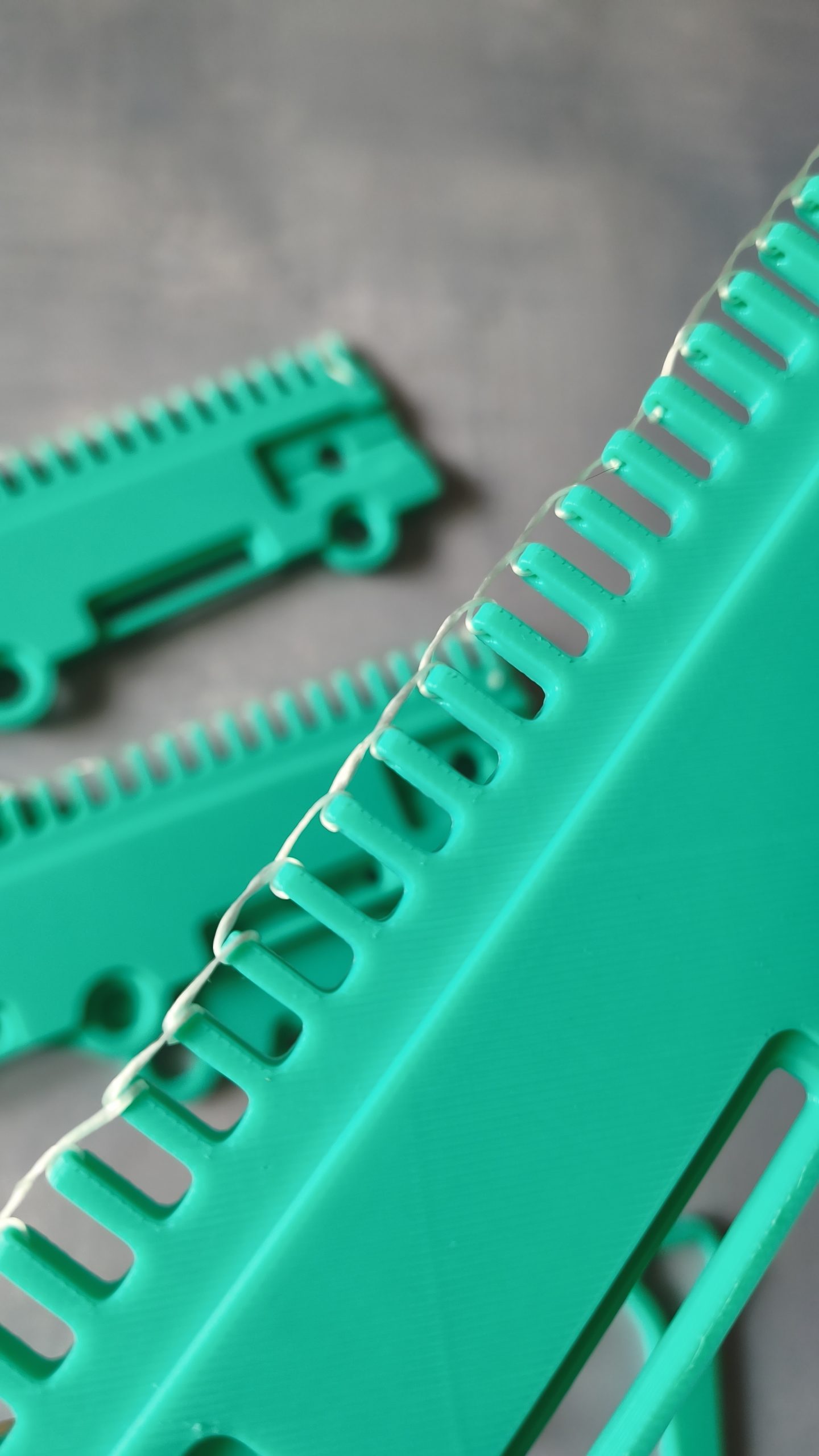 Modular Cast-On Comb Compatible with Silver Reed 7GG 3.6mm - Image 7