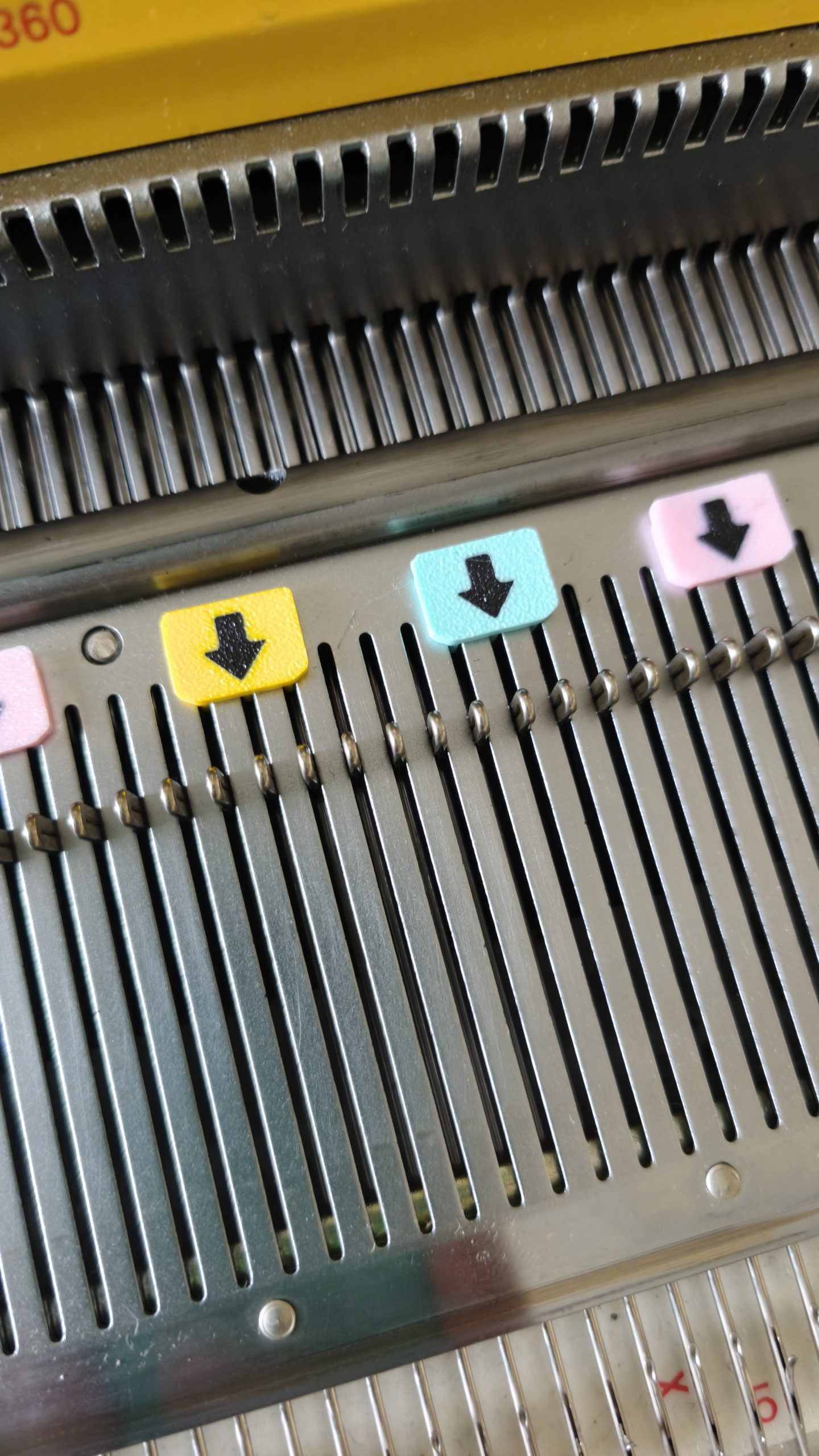 3D Printed Needle Bed Markers Compatible with Silver Reed Knitting Machines – Main Bed Only (Pack of 5 or 10)